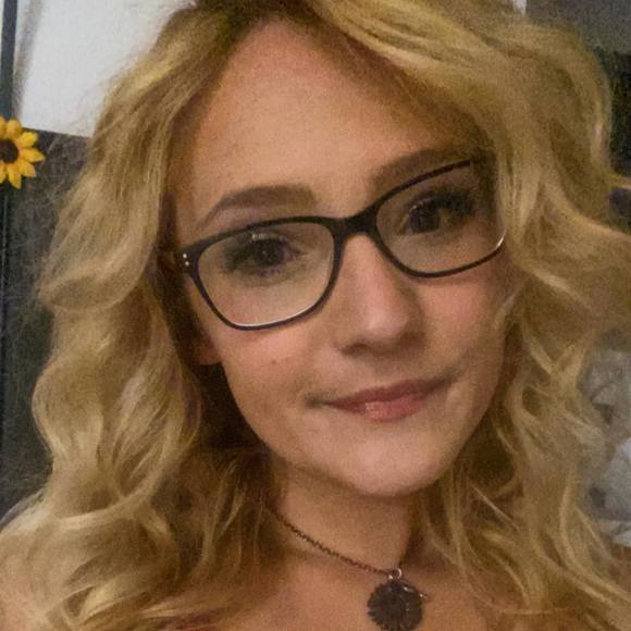 amandathornt811